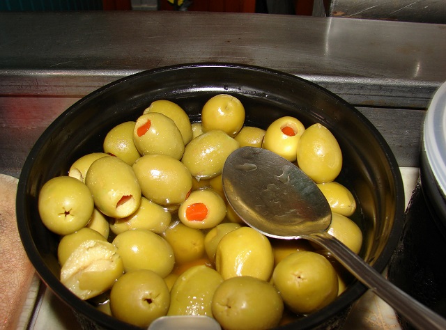 продам семена оливки маслины olea europaea seeds саженцы маслины в питомнике SeedLandia в России пересылка почтой